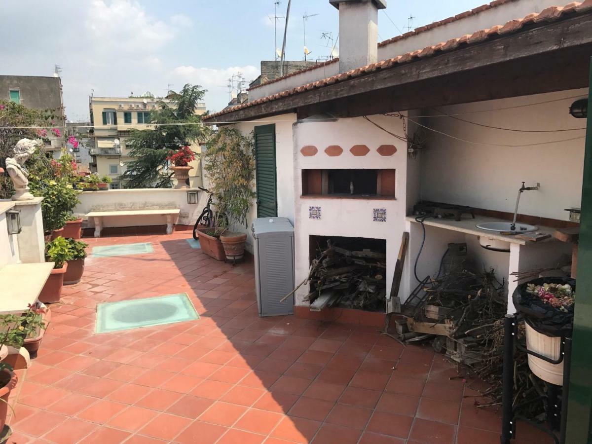 Appartamento Terrazza Duomo Renaissance - Via Carbonara 20 *